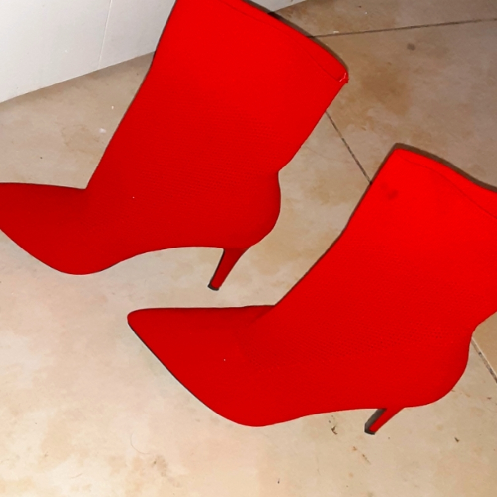 BRASH HEELS ( BOOTS)